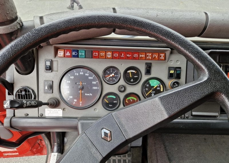 Brandweerwagen RENAULT M210 4x4 FPT HR 3500L: afbeelding 10