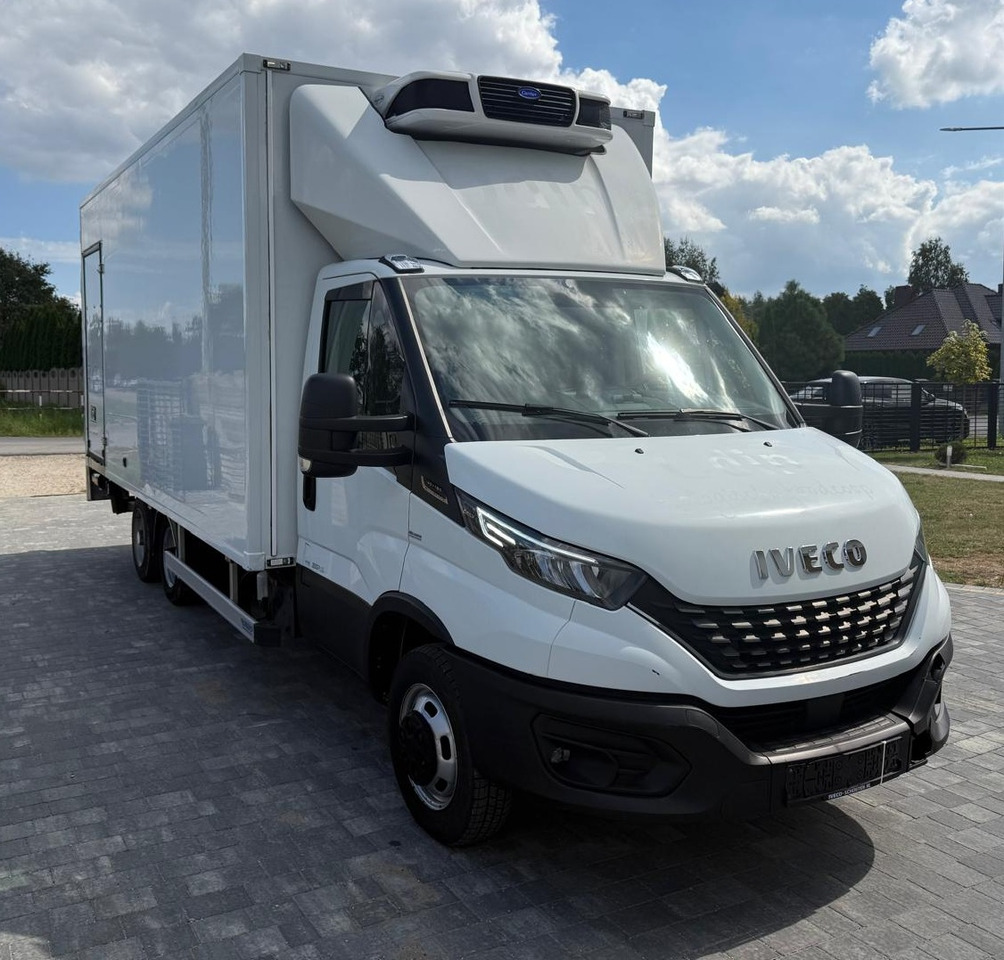 IVECO 40C18 BE COMBI – chłodnia z windą, kat. B+E, polift, 2019 rok - Koelwagen: afbeelding 4 IVECO 40C18 BE COMBI – chłodnia z windą, kat. B+E, polift, 2019 rok - Koelwagen: afbeelding 4