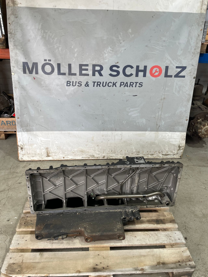 MAN Ölwanne MAN Motor D2066 D 2066HLA EEV Euro 6 LUH 52 LUH 50 - Carterpan voor Bus: afbeelding 1 MAN Ölwanne MAN Motor D2066 D 2066HLA EEV Euro 6 LUH 52 LUH 50 - Carterpan voor Bus: afbeelding 1