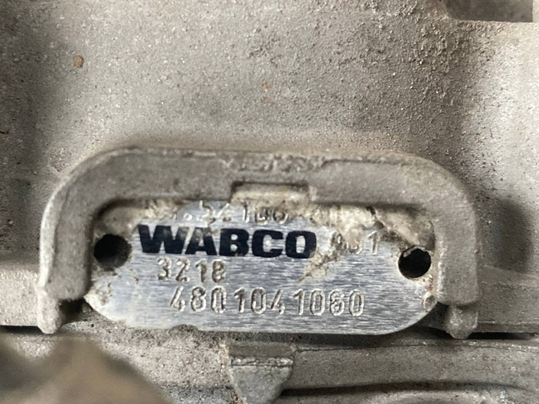 Wabco Wabco Bremse 4801041060 Ventil EBS 81521066071 Achsmodulator 81521066058 8 - Onderdelen: afbeelding 2 Wabco Wabco Bremse 4801041060 Ventil EBS 81521066071 Achsmodulator 81521066058 8 - Onderdelen: afbeelding 2