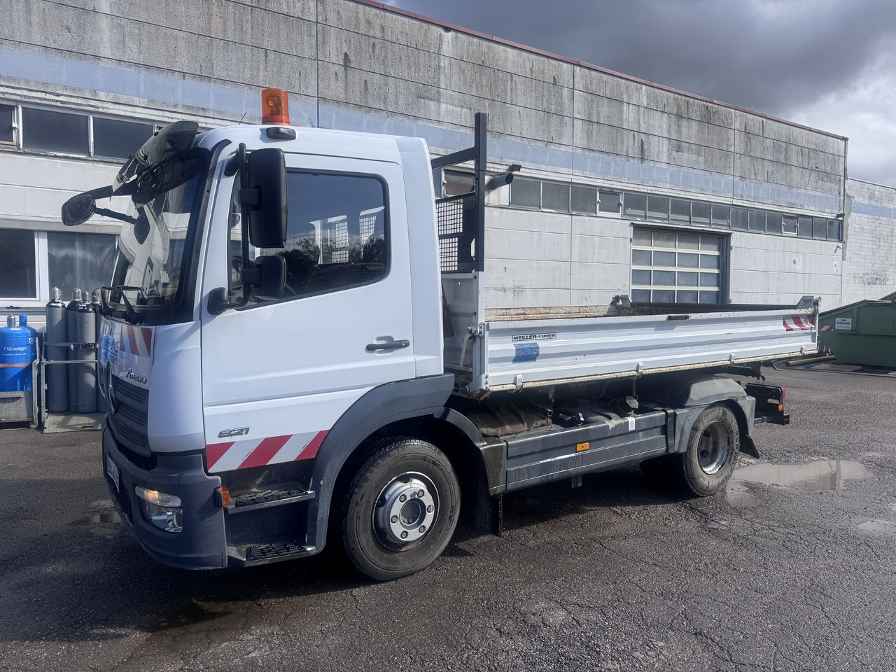 MERCEDES-BENZ Atego 821 - Kipper vrachtwagen: afbeelding 2 MERCEDES-BENZ Atego 821 - Kipper vrachtwagen: afbeelding 2