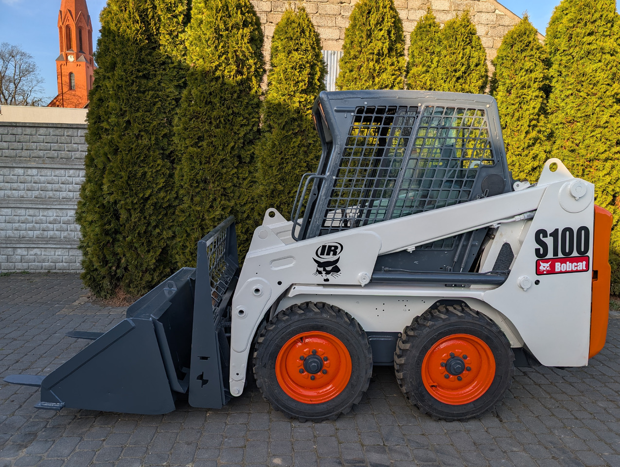 BOBCAT S100 - Schranklader: afbeelding 1 BOBCAT S100 - Schranklader: afbeelding 1