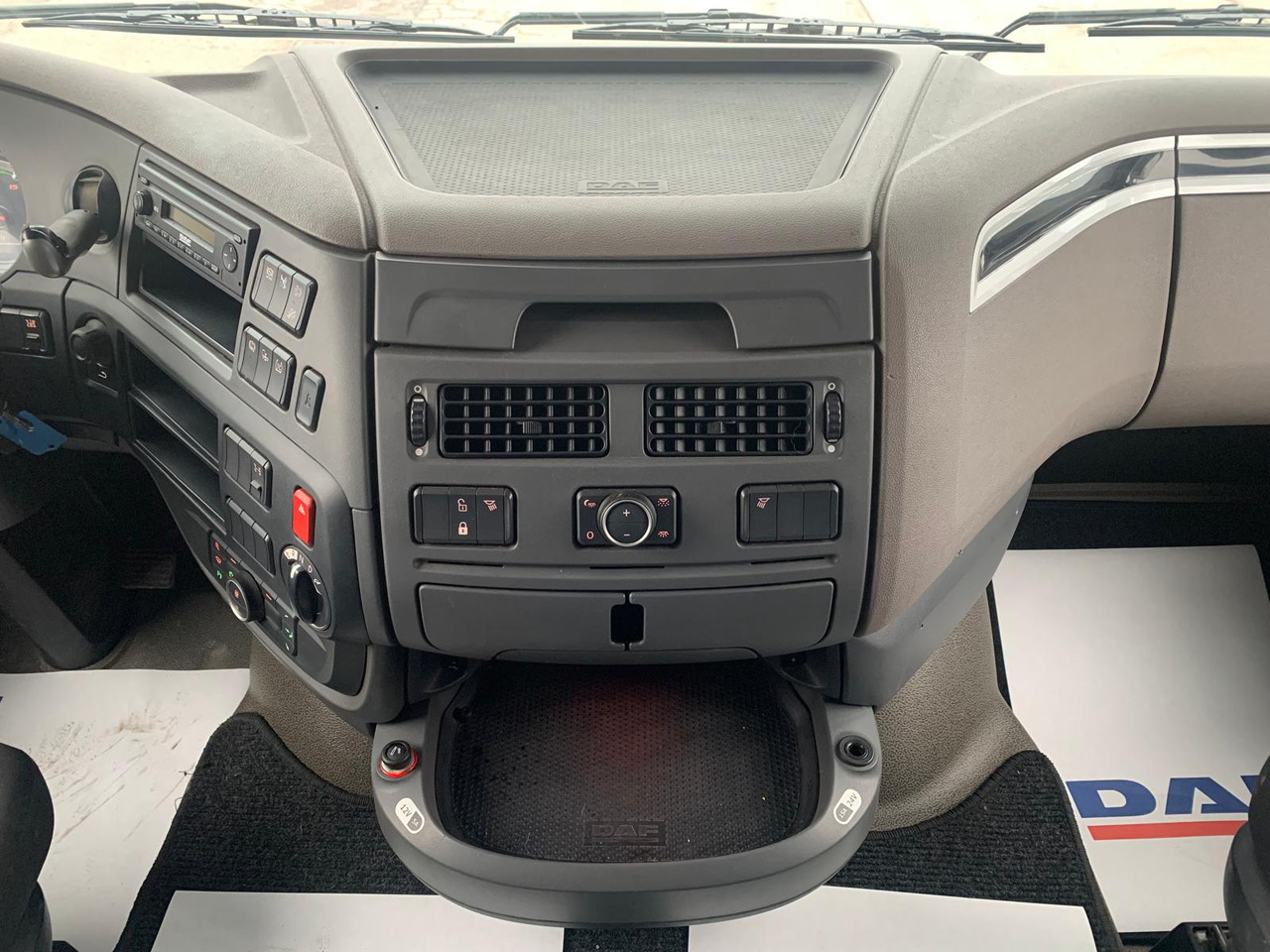 Trekker DAF XF480FT Push Floor Hydraulics: afbeelding 12