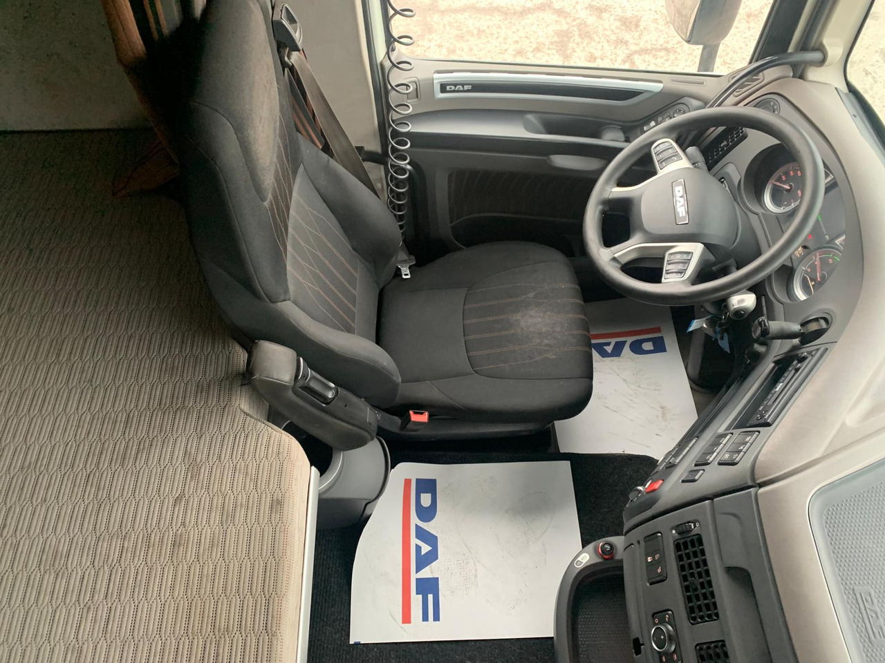 Trekker DAF XF480FT Push Floor Hydraulics: afbeelding 18