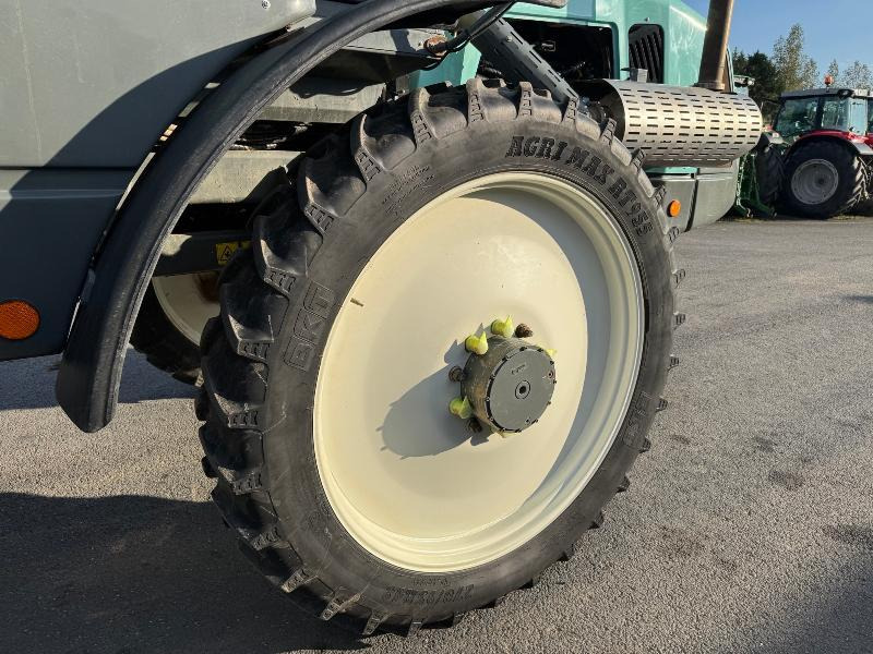 Zelfrijdende veldspuit BERTHOUD RAPTOR 3240: afbeelding 10