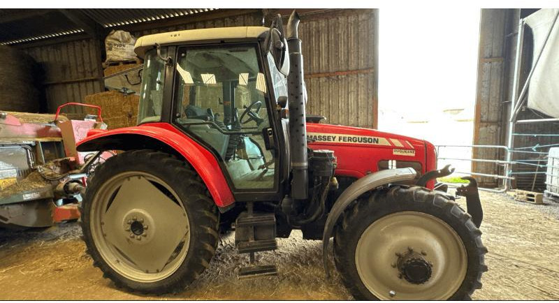 MASSEY-FERGUSON 5460 - Tractor: afbeelding 1 MASSEY-FERGUSON 5460 - Tractor: afbeelding 1