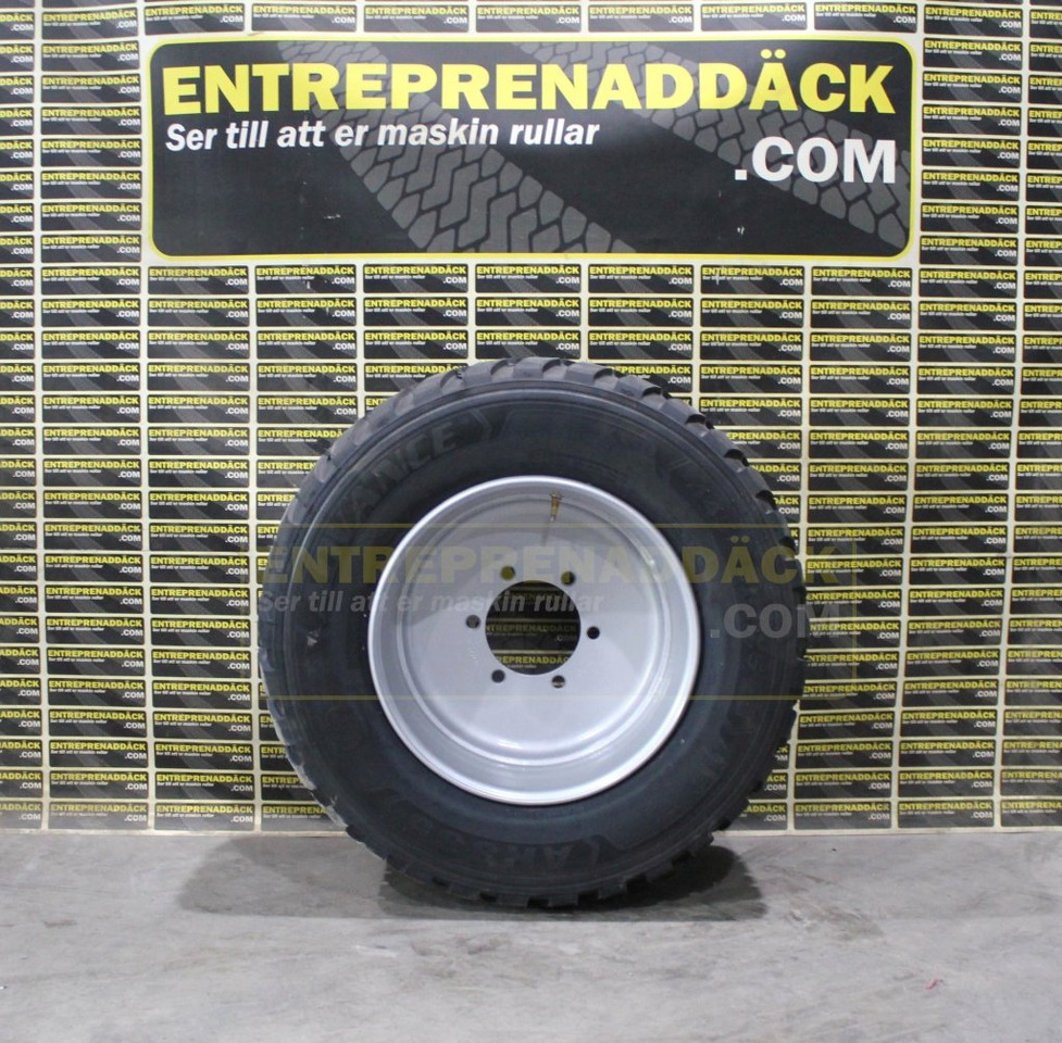 Advance AR835 – 620/40R22.5 154D tyres & wheels - Landbouwaanhanger: afbeelding 4 Advance AR835 – 620/40R22.5 154D tyres & wheels - Landbouwaanhanger: afbeelding 4