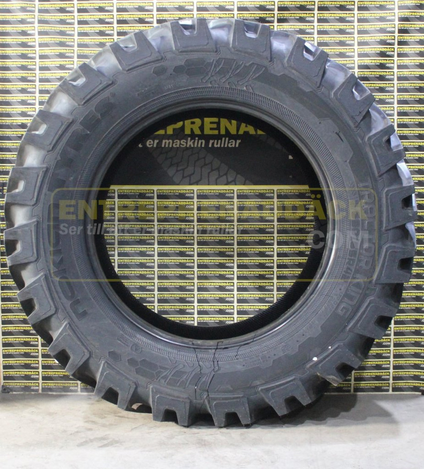 Nokian Tractor King 650/65R42 – Available as loose tyre or complete wheel  - Tractor: afbeelding 3 Nokian Tractor King 650/65R42 – Available as loose tyre or complete wheel  - Tractor: afbeelding 3