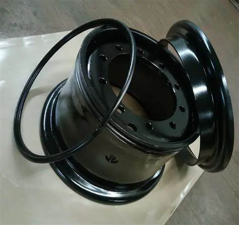 OTR Rim 17,0-25/1,7” 3-P For Volvo, Ljungby, Cat, JCB, New Holland, etc. - Velg voor Wiellader: afbeelding 1 OTR Rim 17,0-25/1,7” 3-P For Volvo, Ljungby, Cat, JCB, New Holland, etc. - Velg voor Wiellader: afbeelding 1