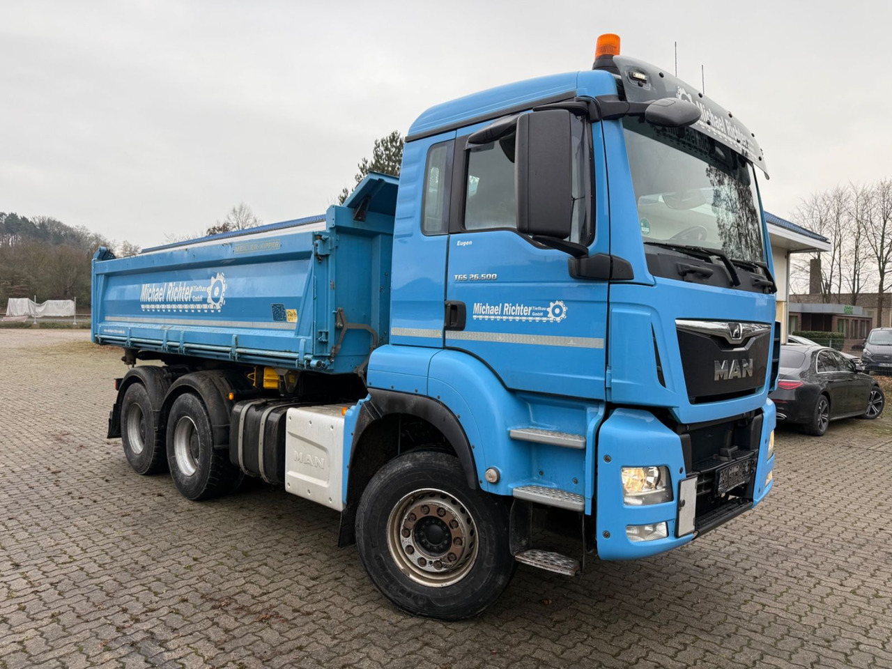 MAN 26.500 - Kipper vrachtwagen: afbeelding 2 MAN 26.500 - Kipper vrachtwagen: afbeelding 2