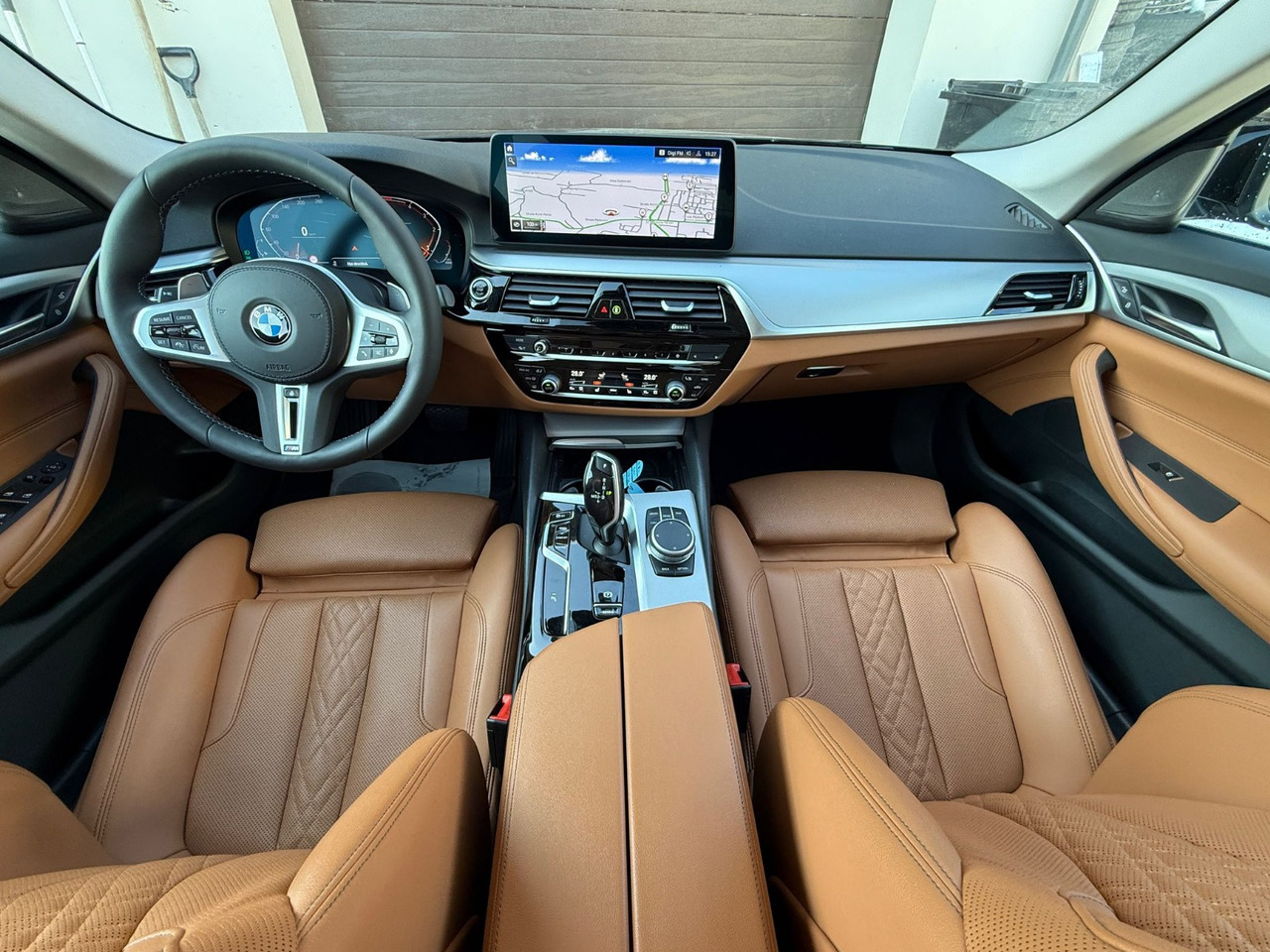 BMW 520D MILDHYBRID - Sedan: afbeelding 5 BMW 520D MILDHYBRID - Sedan: afbeelding 5