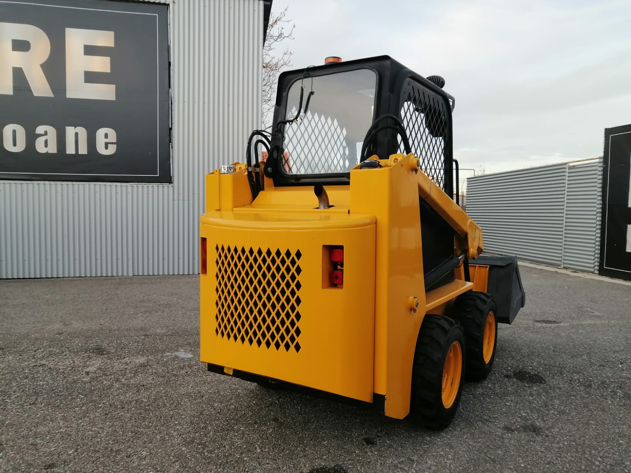 Bobcat Front Loader Ram Italia FM 120 – Hammer Installation - Schranklader: afbeelding 3 Bobcat Front Loader Ram Italia FM 120 – Hammer Installation - Schranklader: afbeelding 3