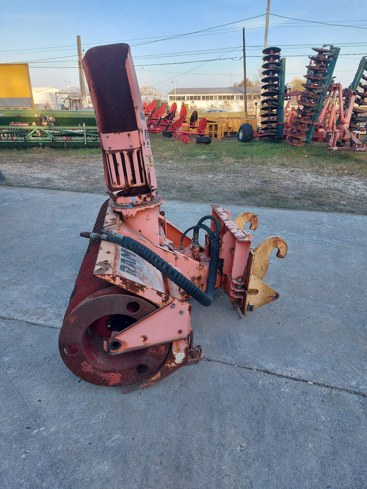 Freza zapada/Snow blower Assaloni pentru Buldoexcavator/Bobcat/Incatcator frontal - Sneeuwblazer voor Bouwmachine: afbeelding 3 Freza zapada/Snow blower Assaloni pentru Buldoexcavator/Bobcat/Incatcator frontal - Sneeuwblazer voor Bouwmachine: afbeelding 3