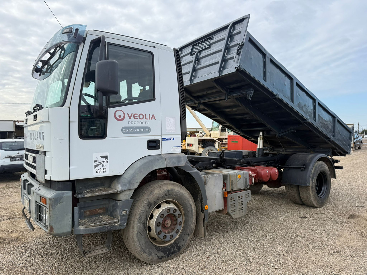 IVECO EUROTRAKKER TIPPER - Kipper vrachtwagen: afbeelding 5 IVECO EUROTRAKKER TIPPER - Kipper vrachtwagen: afbeelding 5