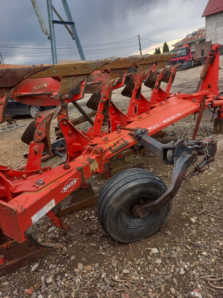KUHN MM 151.5E.T Plow - Ploeg: afbeelding 2 KUHN MM 151.5E.T Plow - Ploeg: afbeelding 2