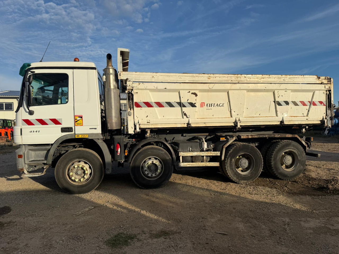 MERCEDES-BENZ ACTROS TIPPER - Kipper vrachtwagen: afbeelding 2 MERCEDES-BENZ ACTROS TIPPER - Kipper vrachtwagen: afbeelding 2