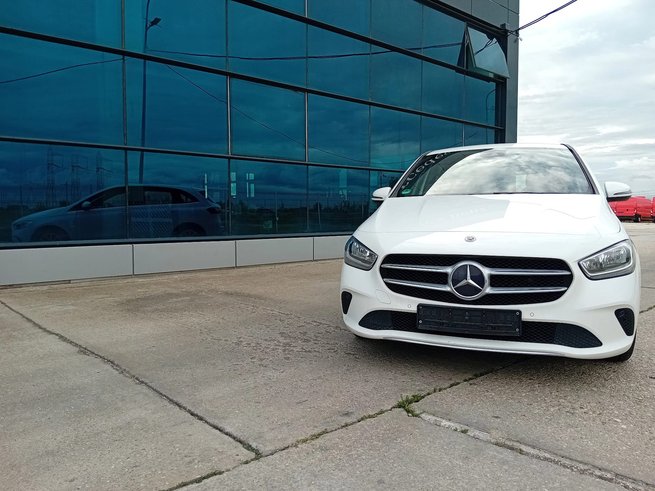 Mercedes-Benz B 180d, TOP !!! - Sedan: afbeelding 3 Mercedes-Benz B 180d, TOP !!! - Sedan: afbeelding 3