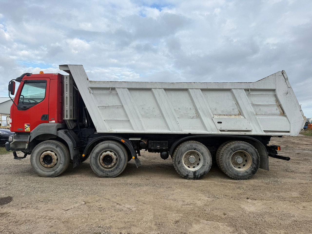 RENAULT KERAX TIPPER - Kipper vrachtwagen: afbeelding 5 RENAULT KERAX TIPPER - Kipper vrachtwagen: afbeelding 5