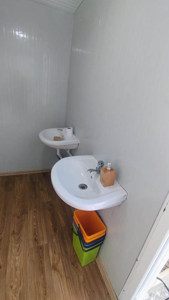 Sanitary container Men / Women - Wooncontainer: afbeelding 5 Sanitary container Men / Women - Wooncontainer: afbeelding 5