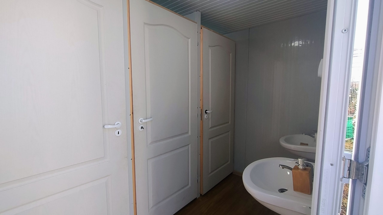 Sanitary container Men / Women - Wooncontainer: afbeelding 3 Sanitary container Men / Women - Wooncontainer: afbeelding 3