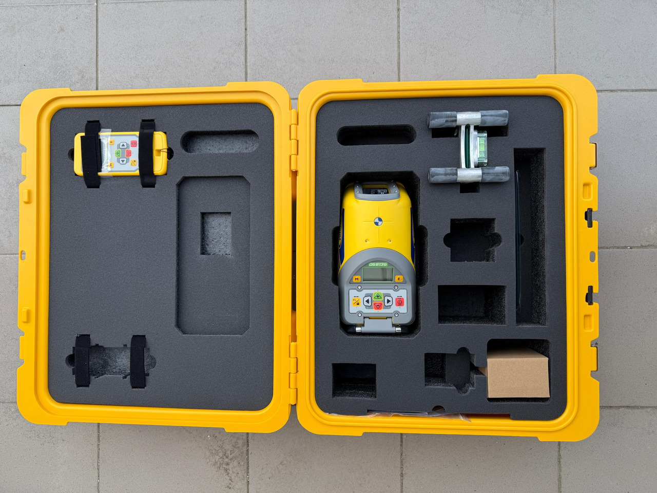 Spectra DG613G Green Beam Dialgrade Pipe Laser - Bouwmaterieel: afbeelding 4 Spectra DG613G Green Beam Dialgrade Pipe Laser - Bouwmaterieel: afbeelding 4