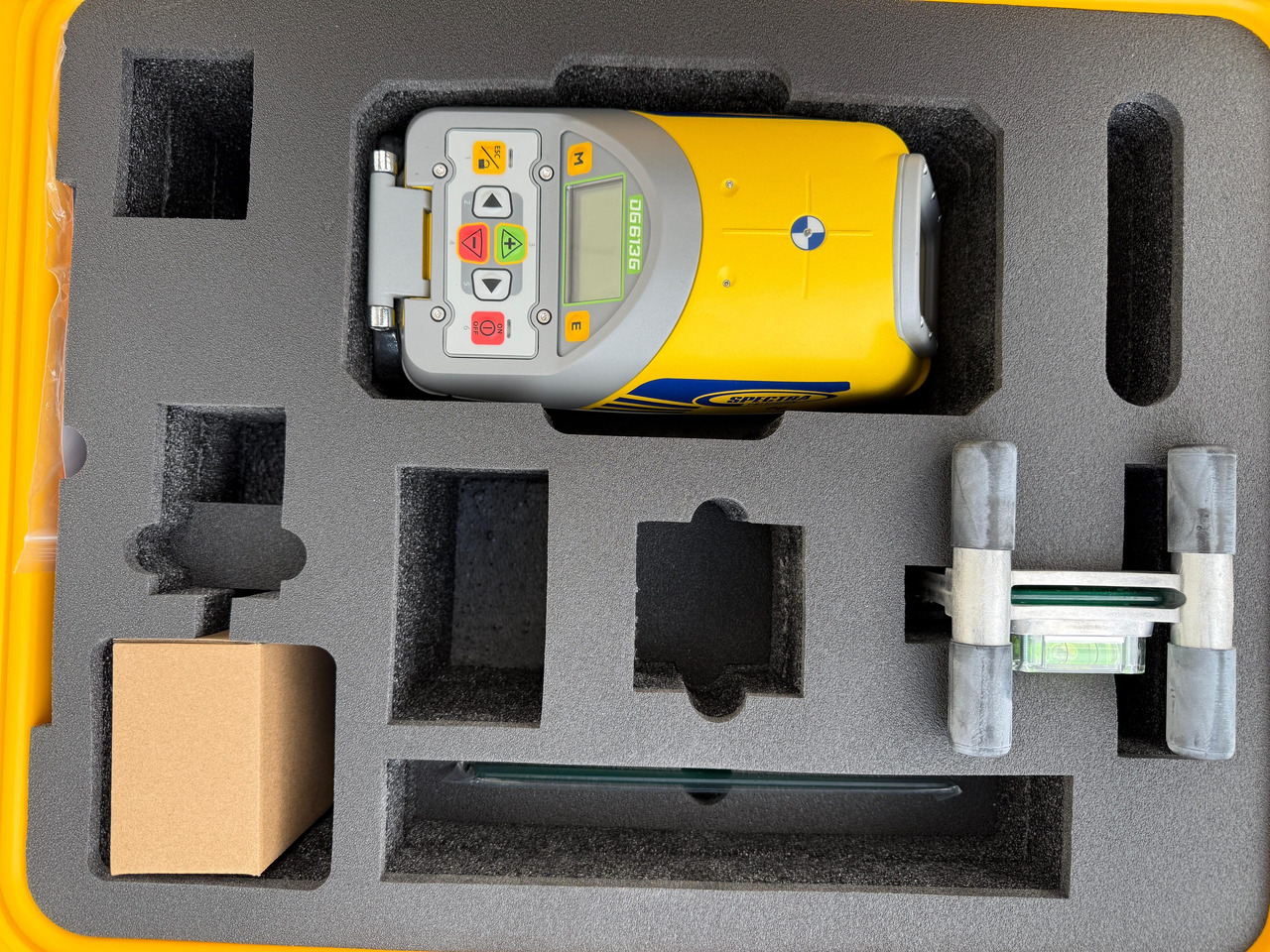 Spectra DG613G Green Beam Dialgrade Pipe Laser - Bouwmaterieel: afbeelding 3 Spectra DG613G Green Beam Dialgrade Pipe Laser - Bouwmaterieel: afbeelding 3