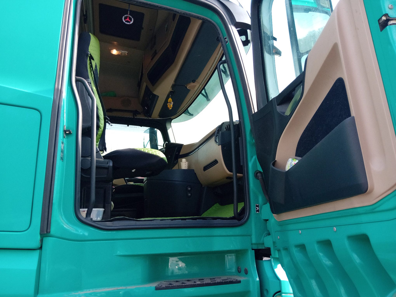 Trekker Mercedes-Benz Actros 18.45: afbeelding 10
