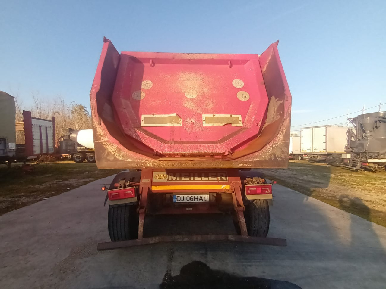 Tractor Head Mercedes-Benz Actros (2014) + Semi-trailer Tipper Meiller – Kipper (2004) - Trekker: afbeelding 3 Tractor Head Mercedes-Benz Actros (2014) + Semi-trailer Tipper Meiller – Kipper (2004) - Trekker: afbeelding 3
