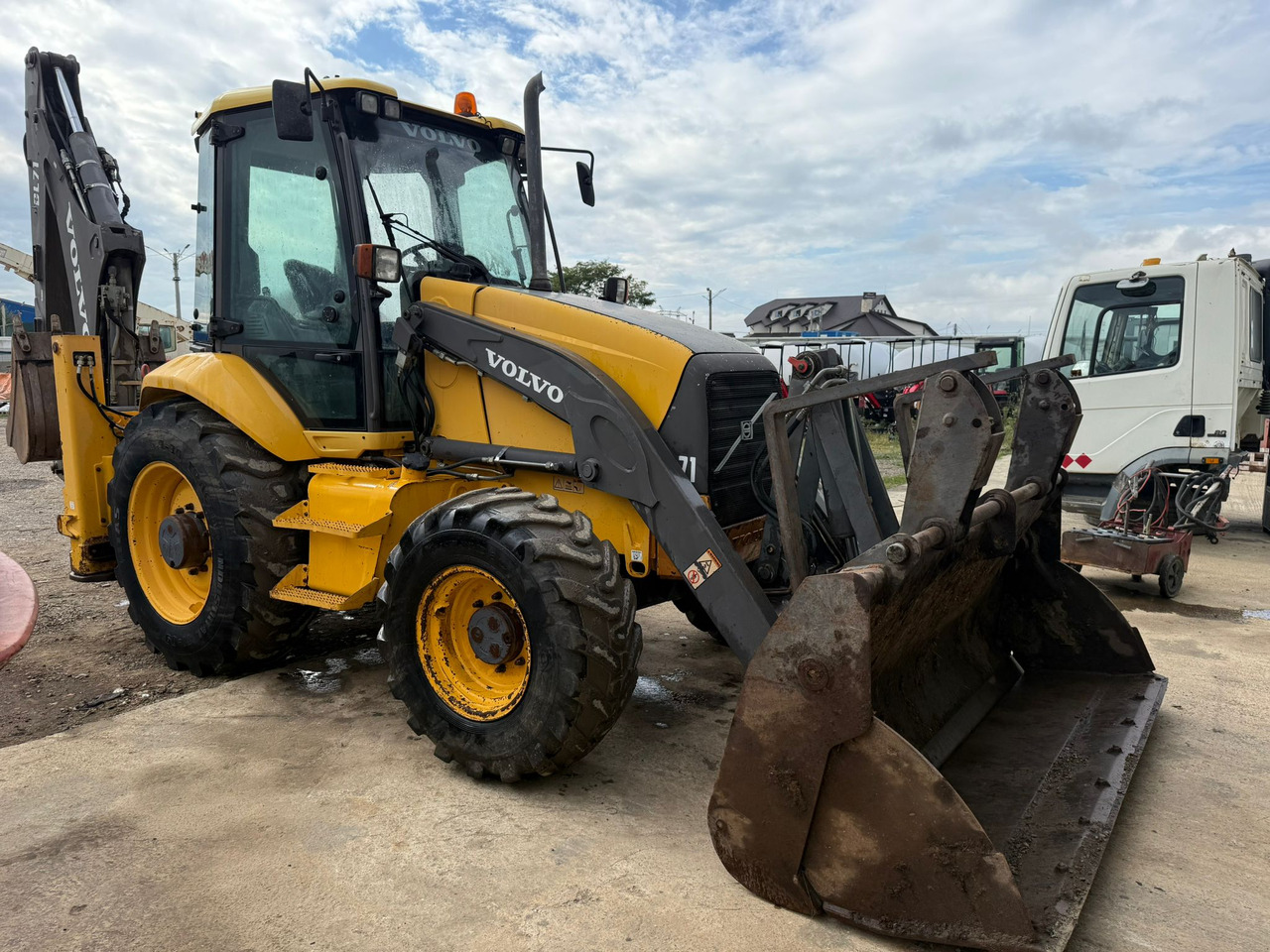 VOLVO BL71 Backhoe Loader - Graaflaadmachine: afbeelding 1 VOLVO BL71 Backhoe Loader - Graaflaadmachine: afbeelding 1