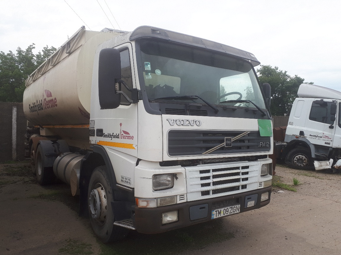 VOLVO FM12 Animal Feed Tank Truck - Tankwagen: afbeelding 1 VOLVO FM12 Animal Feed Tank Truck - Tankwagen: afbeelding 1
