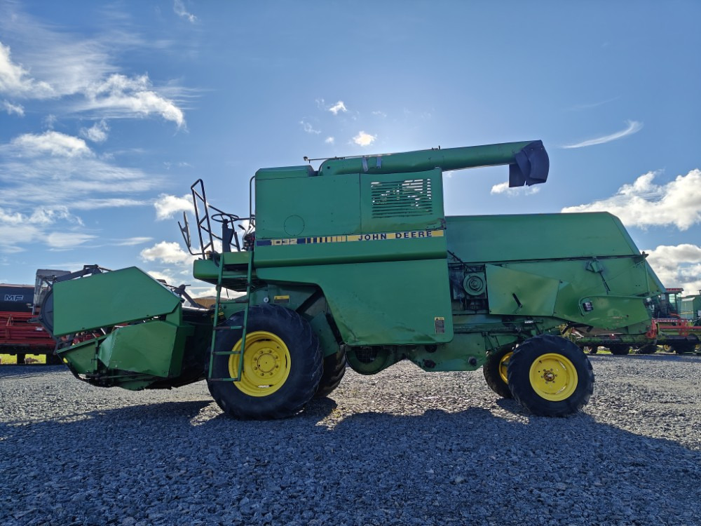 JOHN DEERE 1032 - Maaidorser: afbeelding 2 JOHN DEERE 1032 - Maaidorser: afbeelding 2