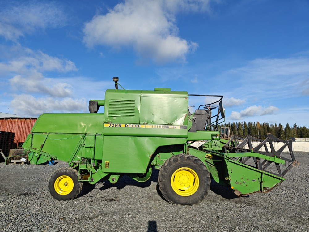 JOHN DEERE 1032 - Maaidorser: afbeelding 4 JOHN DEERE 1032 - Maaidorser: afbeelding 4