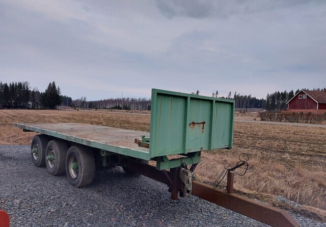 Jalkalavakärry 3-akselinen ilma-alustainen. - Open/ Plateau aanhangwagen: afbeelding 1 Jalkalavakärry 3-akselinen ilma-alustainen. - Open/ Plateau aanhangwagen: afbeelding 1