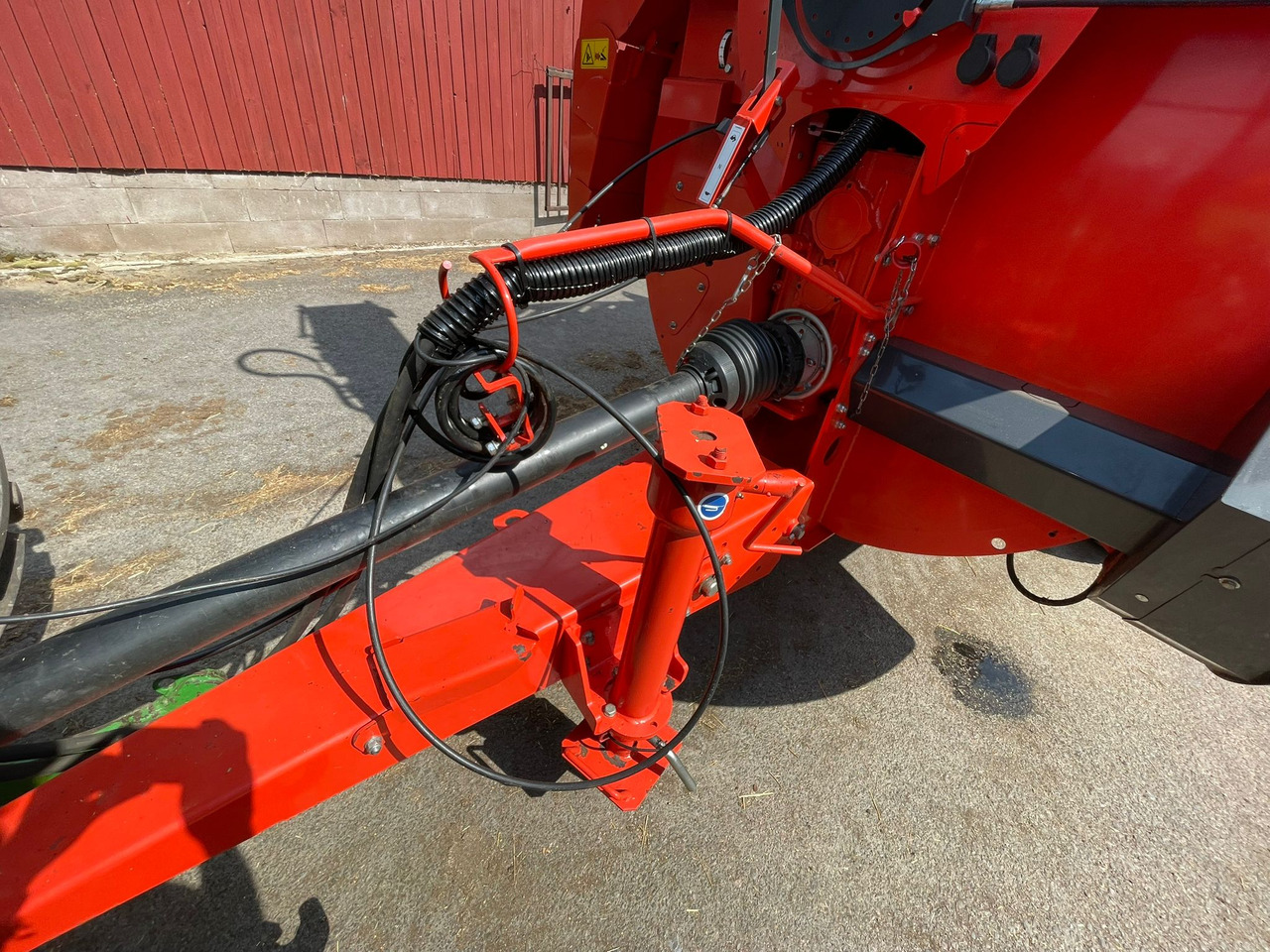 KUHN Primor 3570M hinattava paalisilppuri - Veeteelt materiaal: afbeelding 2 KUHN Primor 3570M hinattava paalisilppuri - Veeteelt materiaal: afbeelding 2