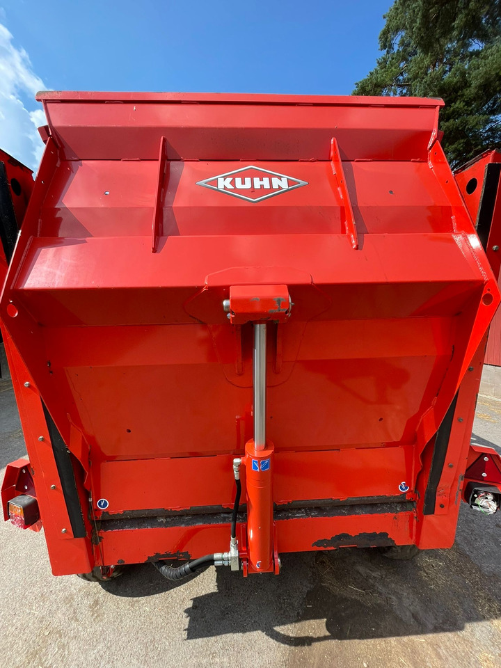 KUHN Primor 3570M hinattava paalisilppuri - Veeteelt materiaal: afbeelding 4 KUHN Primor 3570M hinattava paalisilppuri - Veeteelt materiaal: afbeelding 4
