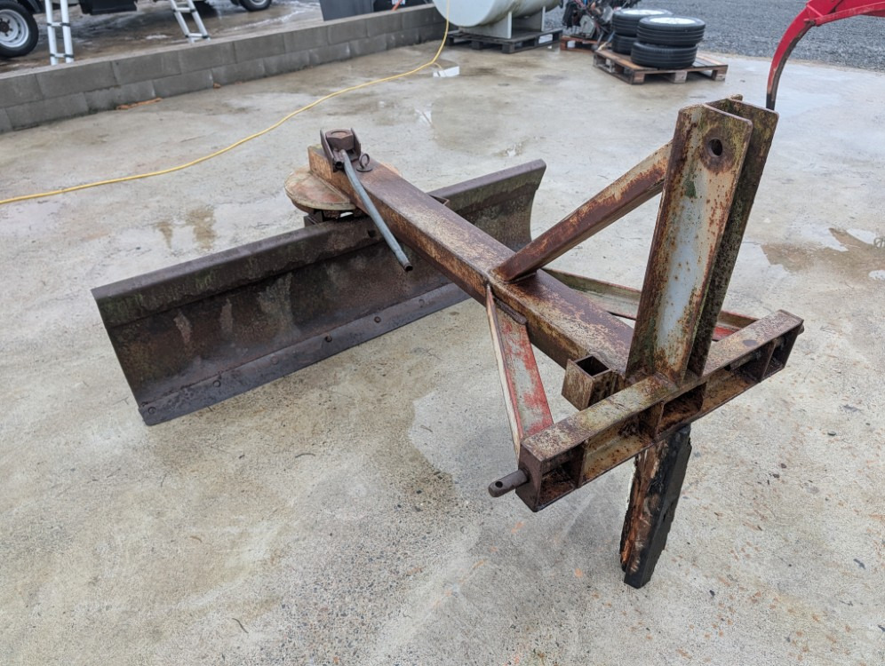 Perälevy 184cm ympäripyörivä - Landbouwmachine: afbeelding 4 Perälevy 184cm ympäripyörivä - Landbouwmachine: afbeelding 4