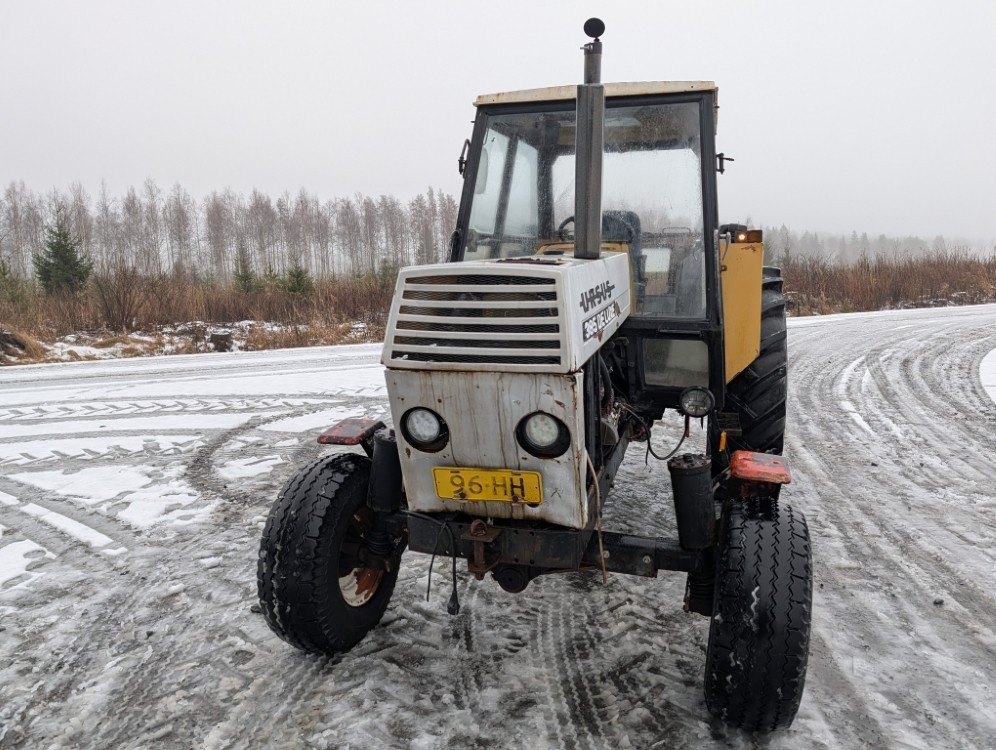 URSUS 385 De Luxe - Tractor: afbeelding 5 URSUS 385 De Luxe - Tractor: afbeelding 5