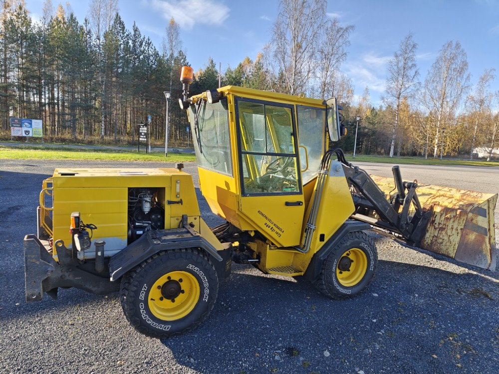 Wille 445 - Gemeentelijke tractor: afbeelding 4 Wille 445 - Gemeentelijke tractor: afbeelding 4