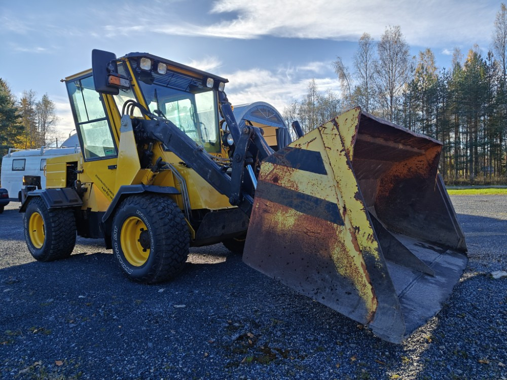 Wille 445 - Gemeentelijke tractor: afbeelding 5 Wille 445 - Gemeentelijke tractor: afbeelding 5