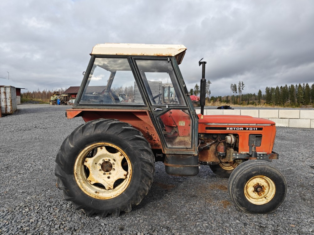 ZETOR 7011 - Tractor: afbeelding 4 ZETOR 7011 - Tractor: afbeelding 4