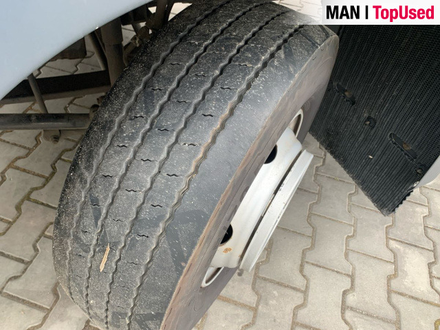 MAN TGL 12.220 4X2 BL skříň čelo - Bakwagen: afbeelding 5 MAN TGL 12.220 4X2 BL skříň čelo - Bakwagen: afbeelding 5