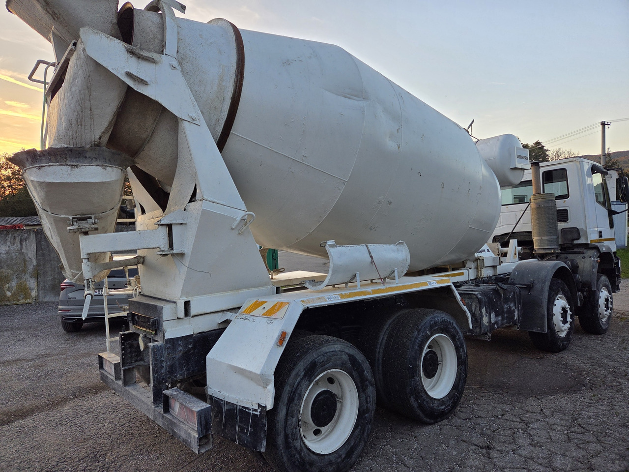 IVECO EURO TRAKKER MP340E35HB 8x4 MIX (chassis ) - Betonmixer: afbeelding 4 IVECO EURO TRAKKER MP340E35HB 8x4 MIX (chassis ) - Betonmixer: afbeelding 4