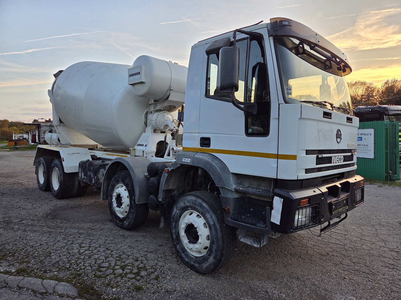 IVECO EURO TRAKKER MP340E35HB 8x4 MIX (chassis ) - Betonmixer: afbeelding 3 IVECO EURO TRAKKER MP340E35HB 8x4 MIX (chassis ) - Betonmixer: afbeelding 3
