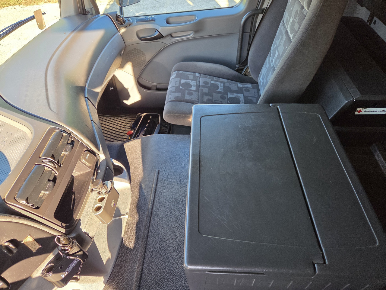 MERCEDES-BENZ - Chassis vrachtwagen: afbeelding 4 MERCEDES-BENZ - Chassis vrachtwagen: afbeelding 4