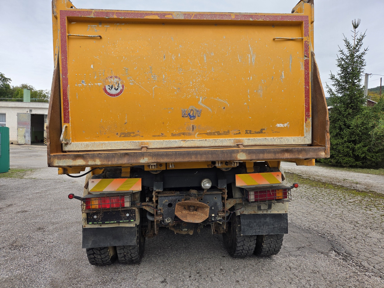RENAULT KERAX 420.40 PR 8X4 3way tipper Bordamtik - Kipper vrachtwagen: afbeelding 5 RENAULT KERAX 420.40 PR 8X4 3way tipper Bordamtik - Kipper vrachtwagen: afbeelding 5