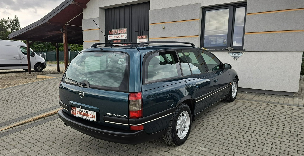 Personenwagen Opel Omega B 2,5 v6 *automat* napęd tył *welury*: afbeelding 8
