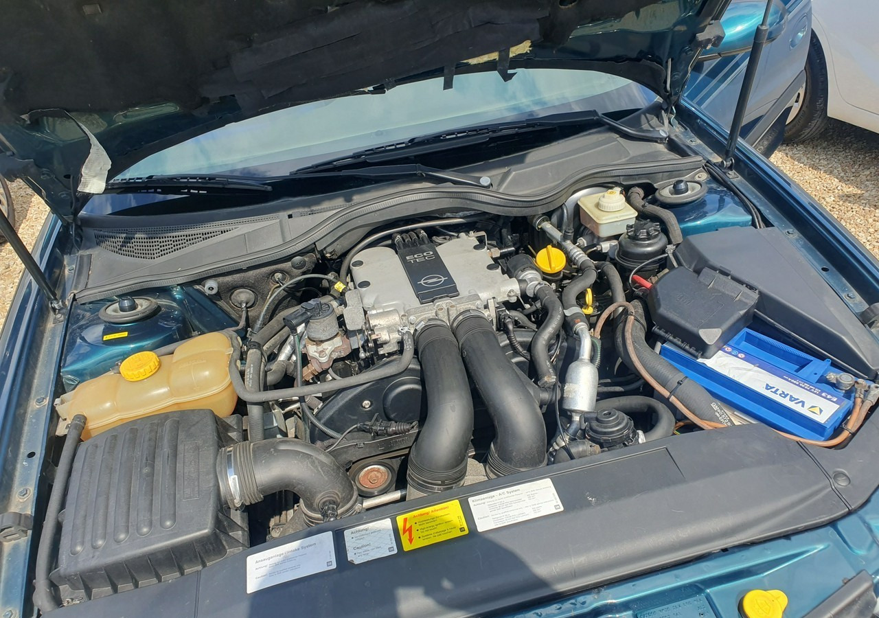 Personenwagen Opel Omega B 2,5 v6 *automat* napęd tył *welury*: afbeelding 18