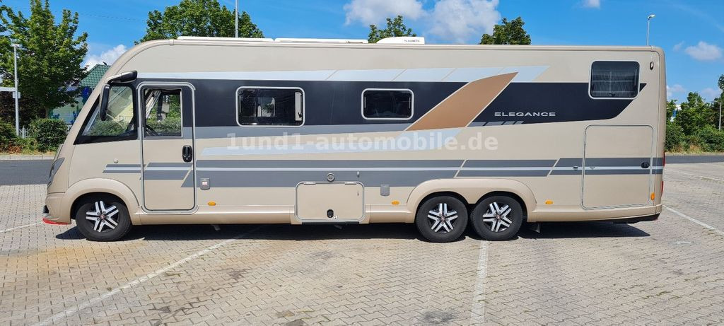 Bürstner Elegance I 910 G Solar/AHK/RFK/Alde/TwinSat/2xTV/Vollausstattung Elegance I 910 G Solar/AHK/RFK/Alde/TwinSat/2xTV/Vollausstattung - Integraal camper: afbeelding 3 Bürstner Elegance I 910 G Solar/AHK/RFK/Alde/TwinSat/2xTV/Vollausstattung Elegance I 910 G Solar/AHK/RFK/Alde/TwinSat/2xTV/Vollausstattung - Integraal camper: afbeelding 3