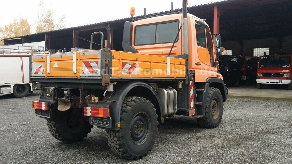 Mercedes-Benz Unimog U 300 Kipper Zugmaschine Kommunalhydraulik U 500 400 U 300 Kipper Zugmaschine Kommunalhydraulik U 500 400 - Gemeentelijke machine/ Speciaal: afbeelding 3 Mercedes-Benz Unimog U 300 Kipper Zugmaschine Kommunalhydraulik U 500 400 U 300 Kipper Zugmaschine Kommunalhydraulik U 500 400 - Gemeentelijke machine/ Speciaal: afbeelding 3