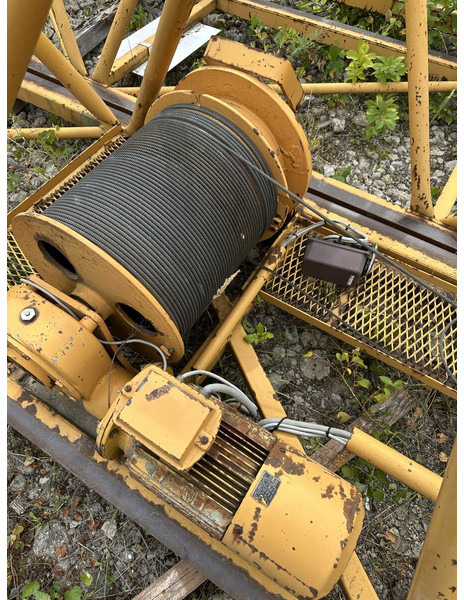 Liebherr 140EC-H10, 1993yom, 40jib, 23,5m huh - Torenkraan: afbeelding 5 Liebherr 140EC-H10, 1993yom, 40jib, 23,5m huh - Torenkraan: afbeelding 5